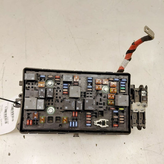 Fuse Box Engine VIN 3 8th Digit Lfx Opt NJ2 Fits 15-17 Cadillac XTS