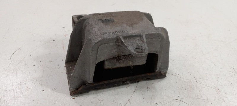 Volkswagen Jetta Engine Motor Mount Left Driver 2003 2002 2001 2000 OE