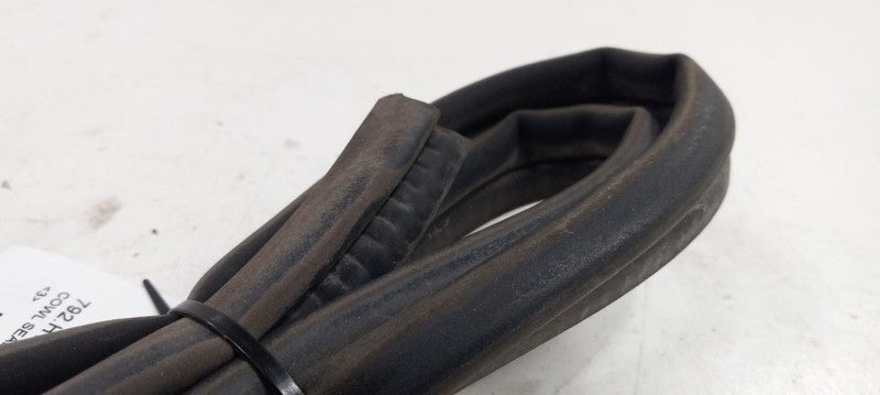 Hyundai Accent Cowl Vent Panel Hood Rubber Seal 2006 2007 2008 2009 20