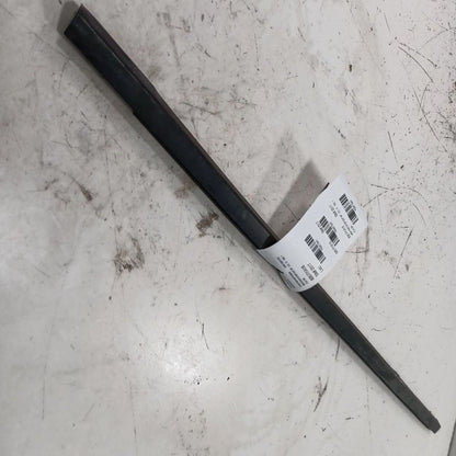 FIAT 500 Door Glass Window Weather Strip Trim Front Right Passenger  2