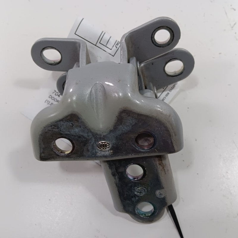 Kia Sportage Door Hinge Set Left Driver Rear  2022 2021 2020 2019 2018