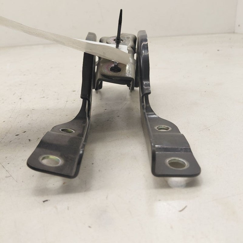 Hyundai Kona Hood Hinge Set Left and Right  2021 2020 2019
