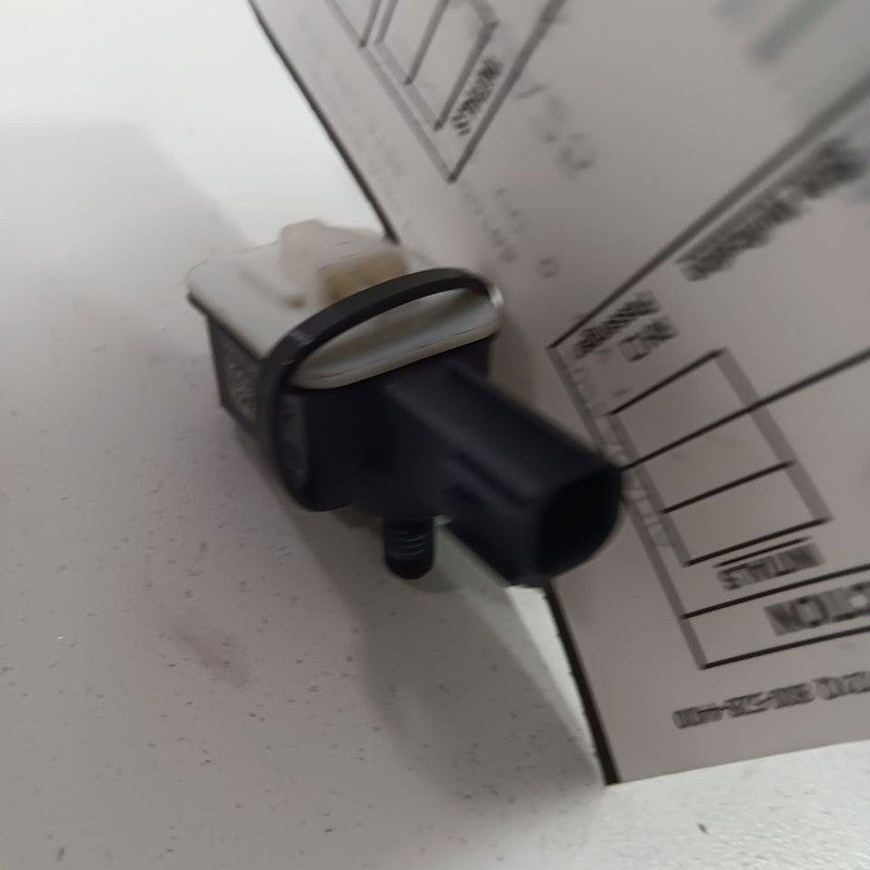 2025 GMC Acadia Sensor  OEM