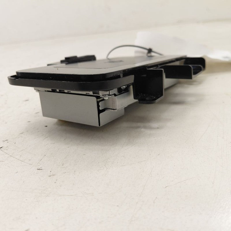 Front Console Wireless Charger Fits 21-22 Toyota Prius