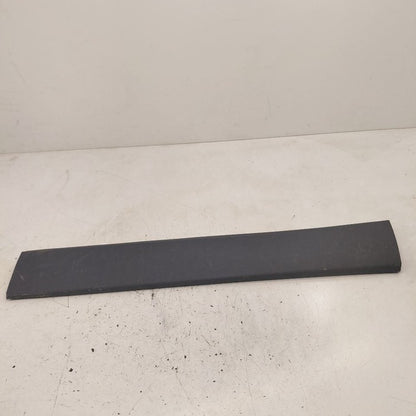 Kia Sorento Door Molding Trim Strip Right Passenger Side Front  2018 2