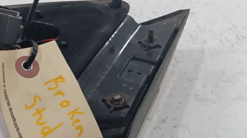 68110361AA Driver Left Tail Light Brake Lamp Sedan Quarter Panel Mounted Fits 15-16 200