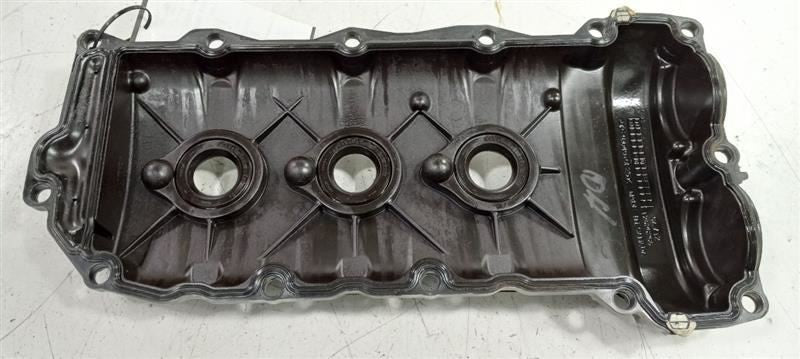 Cadillac CTS Right Engine Cylinder Head Valve Cover 2011 2012 2013 OEM