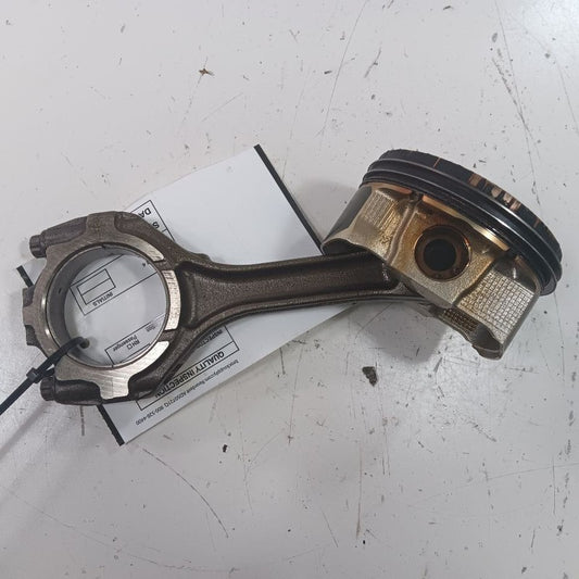 INFINITI QX50 Single Piston With Connecting Rod   2017 2016 2015 2014