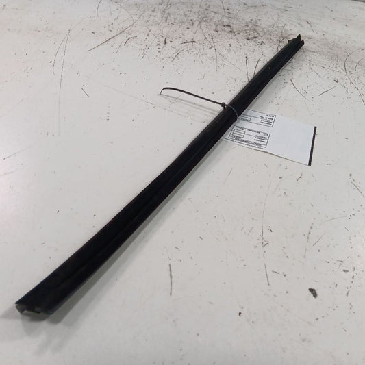 Kia Optima Right Front Weather Strip Interior  2018 2017 2016 OEM