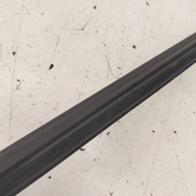 Ford Escape Right Rear Weather Strip Interior  2020 2021 2022
