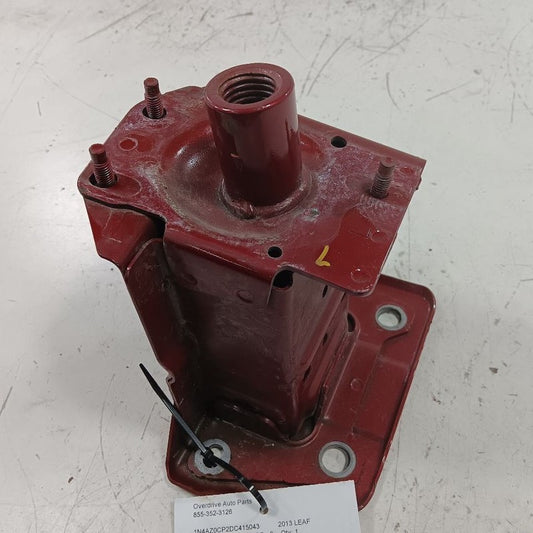 Nissan LEAF Bumper Mount Bracket Left Driver Side Front  2013 2014 2015 2016