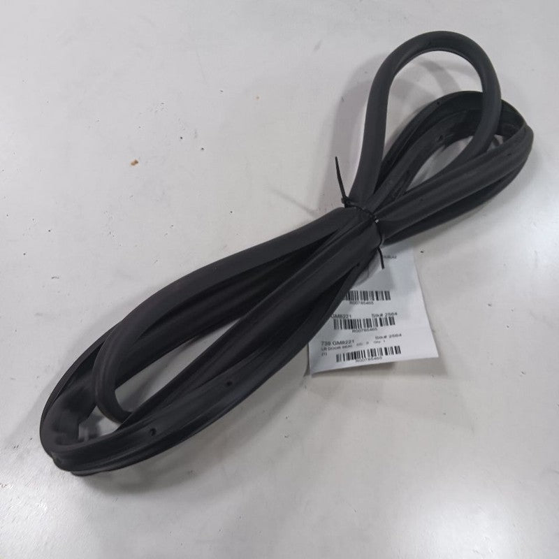 Chevy Trailblazer On Door Seal Rubber Left Driver Rear Back  2021 2022