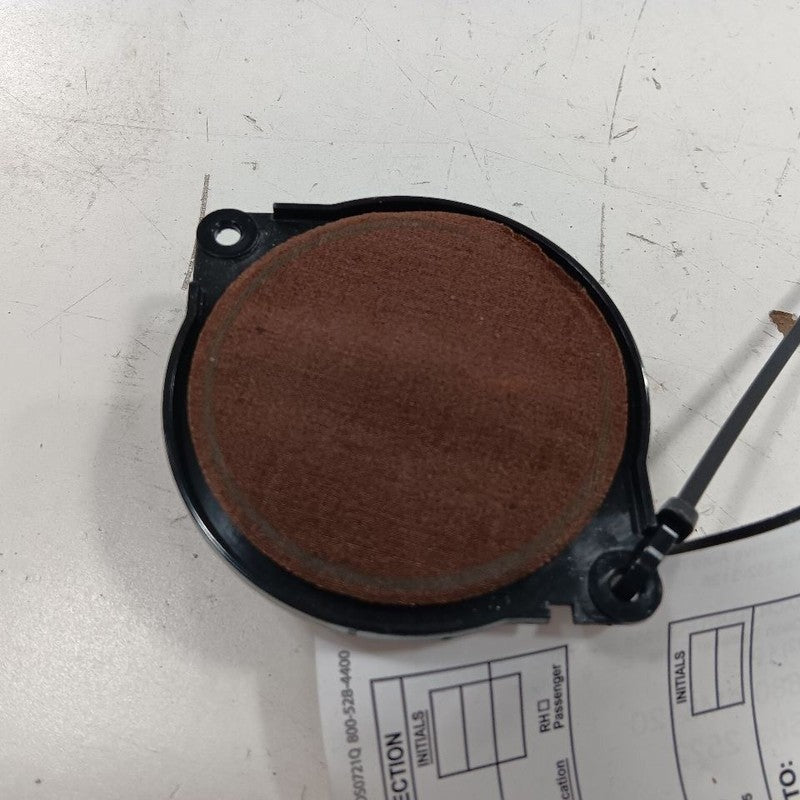 Jeep Renegade Dash Speaker Right Passenger Side   2021 2020 2019 OEM