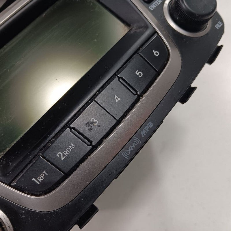 Audio Equipment Radio AM-FM-stereo-CD-MP3 US Market 15-17 Hyundai Acce