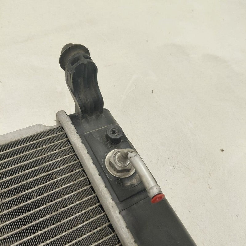 Radiator Hatchback Note CVT Fits 13-19 Nissan Versa