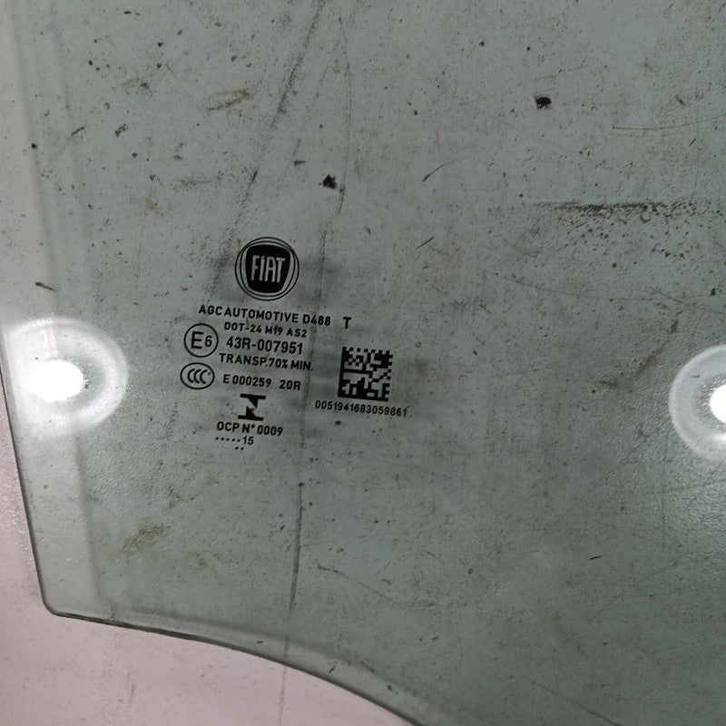 Passenger Right Front Door Glass Window 4 Door X Model Fits 16-17 FIAT 500