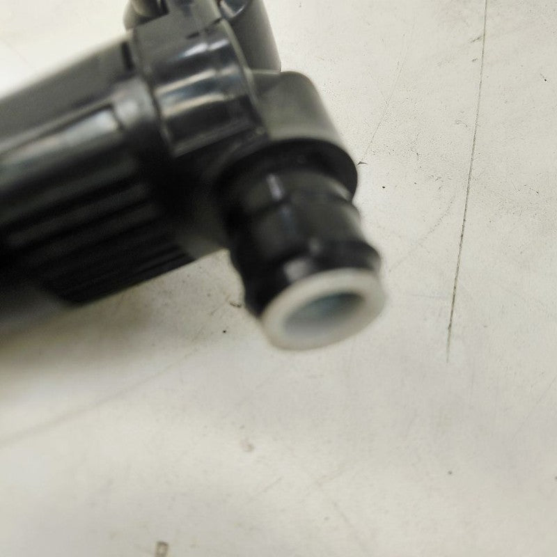 Ford Ecosport Windshield Washer Wash Fluid Reservoir Motor Pump Electr