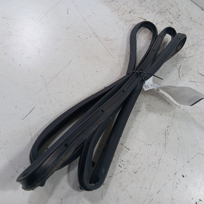 Ford Escape On Door Seal Rubber Right Passenger Front  2019 2018 2017 