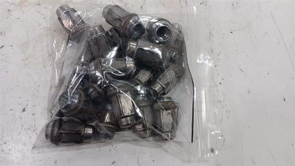 Ford Taurus Lug Nut Set  2013 2014 2015 2016 OEM