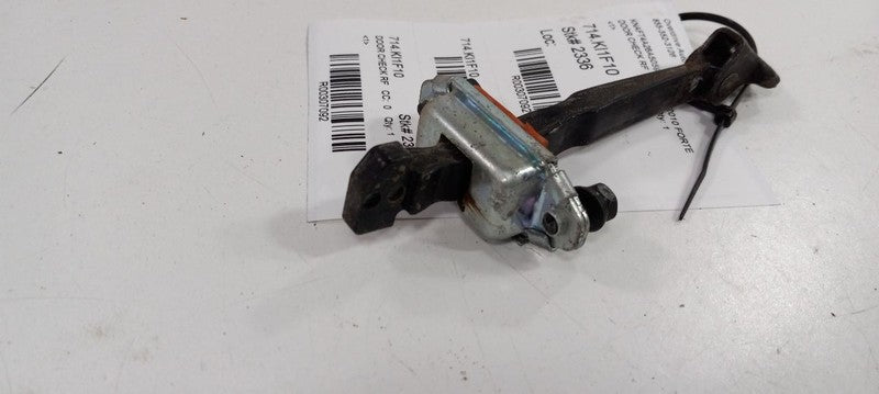 Kia Forte Door Check Right Passenger Front Hinge Stopper Detent 2010 2011 2012 
