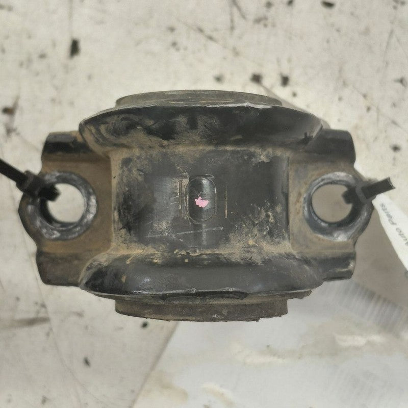 Lexus IS350 Front Sway Bar Bushing Mounting Bracket  2020 2019 2018