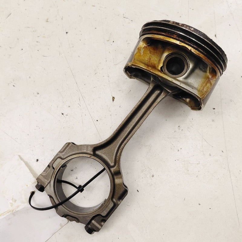 Cadillac XTS Single Piston With Connecting Rod       3.6 2016 2017 201