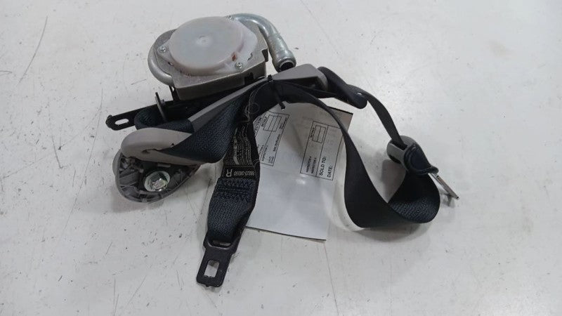 888203X550 Seat Belt Front Seat Coupe Passenger Right Strap Retractor Fits 13-15 ELANTRA