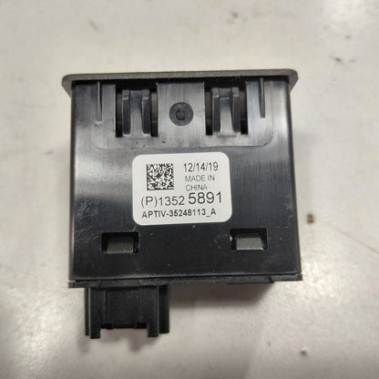 Chevy Trailblazer USB Plug In Hub Port  2021 2022 2023 OEM