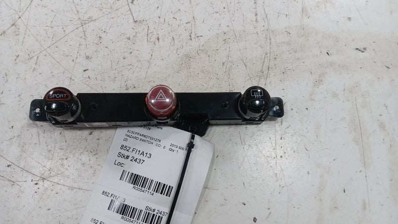 Fiat 500 Hazard Switch 4 Way Flasher Button  2012 2013 2014 2015 2016 