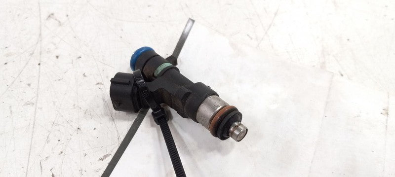 Fuel Injection Parts Fuel Injector QR25DE 2.5L VIN J Fits 08-15 ROGUE 