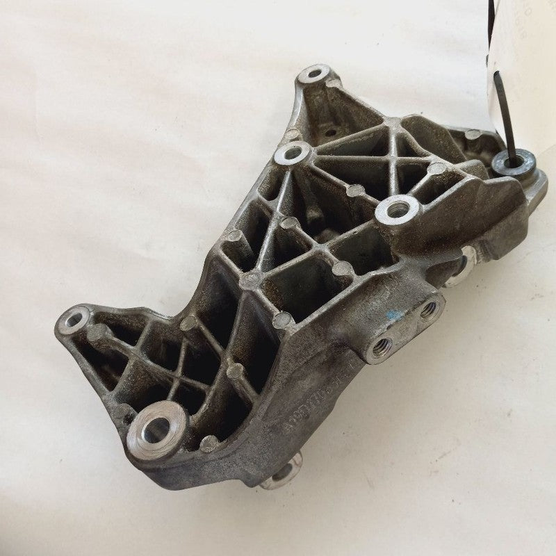 Volvo S60 Alternator Bracket {31401517} 2.0 2018 2017 2016