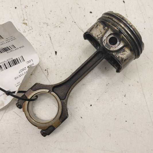 Hyundai Veloster Single Piston With Connecting Rod   1.6 2017 2016 201