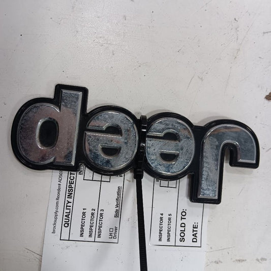 Jeep Renegade Trunk Lid Logo Emblem Badge Rear Back   2021 2020 2019