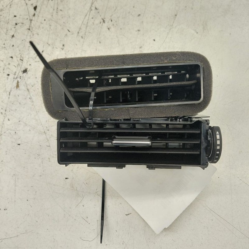 Nissan Rogue Dash Air Vent Center Middle  2021 2022 2023