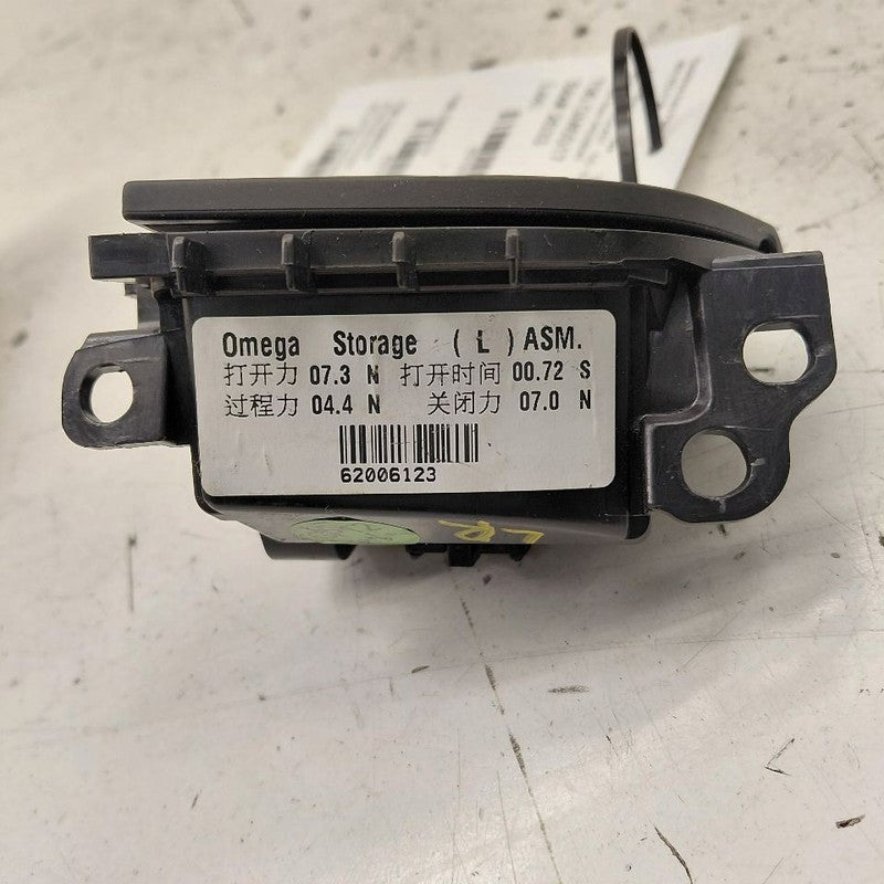 Cadillac CT6 Left Rear Storage Pocket {545238347} 2018 2017 2016