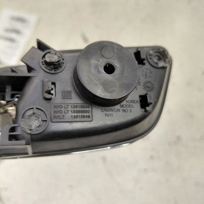 Chevy Trax Door Handle Right Passenger Front Interior Inside  2022 202