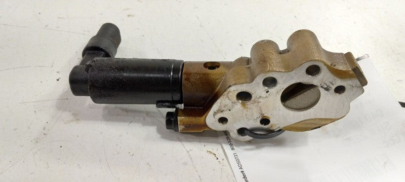 Hyundai Santa Fe Variable Timing Gear Oil Control Valve Solenoid Cylinder Head 2