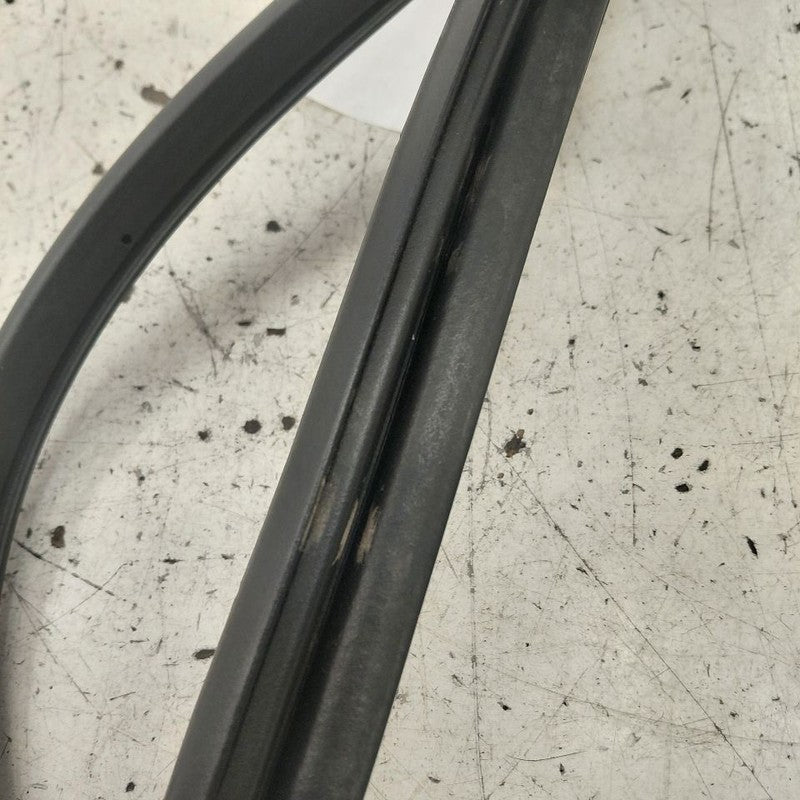 Nissan Versa On Door Seal Rubber Right Passenger Front  2019 2018 2017