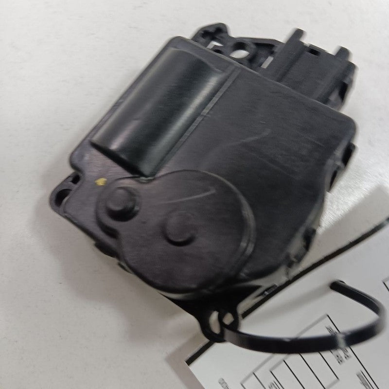 Chrysler 300 Flap Door Motor Heater AC Door Actuator  2015 2016 2017 2