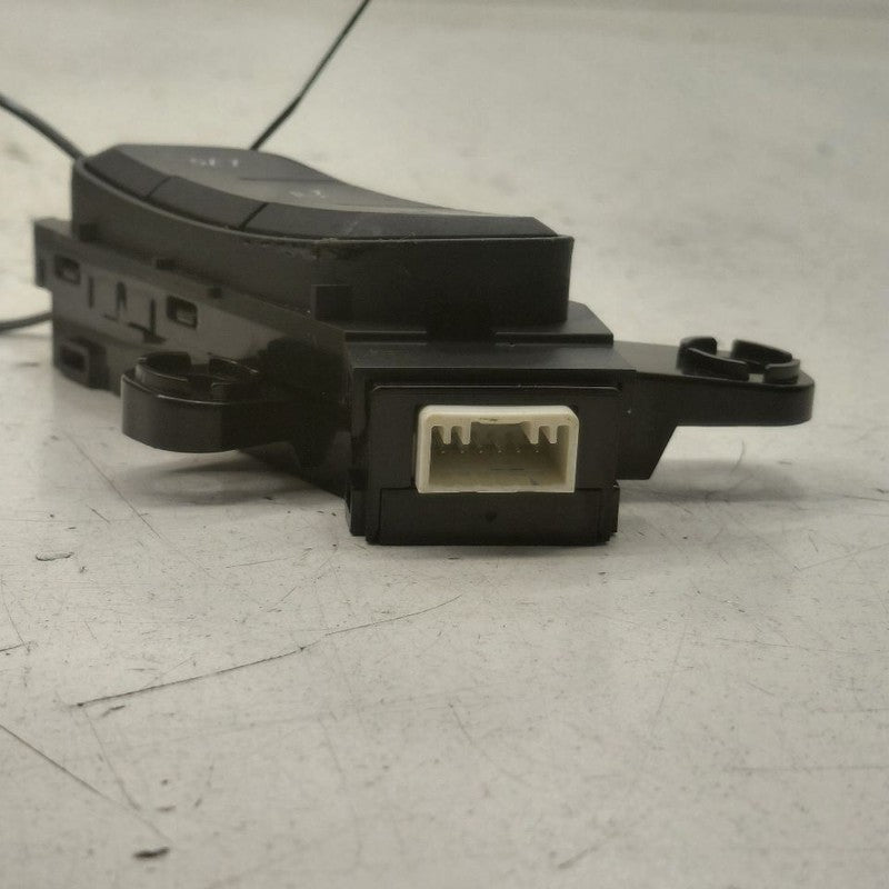 Driver Front Door Memory Switch Fits 19-23 Hyundai Santa Fe