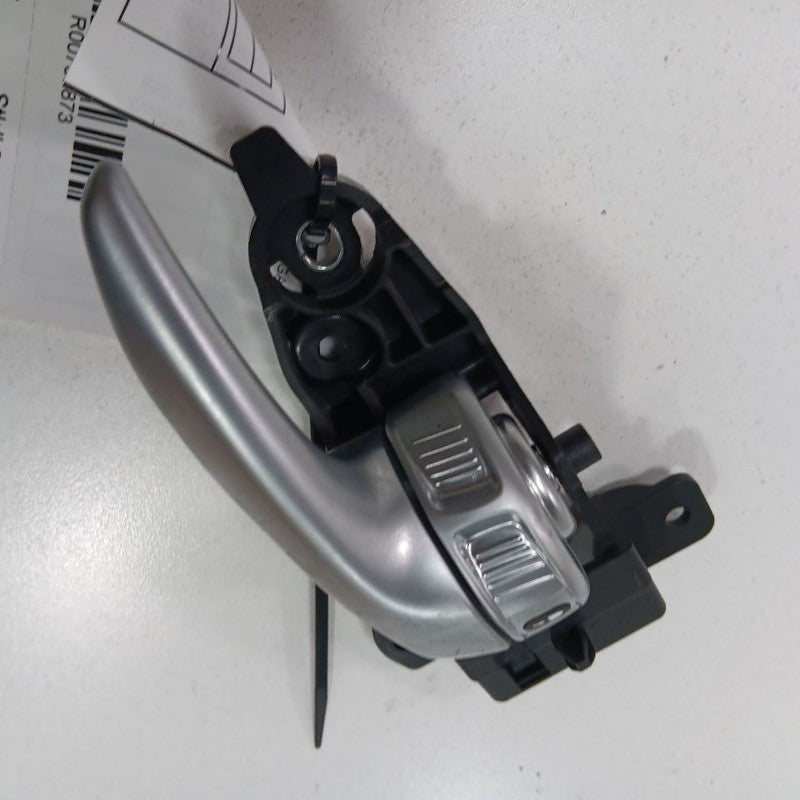 Jeep Renegade Door Handle Right Passenger Front Interior Inside  2017 2018 2019 