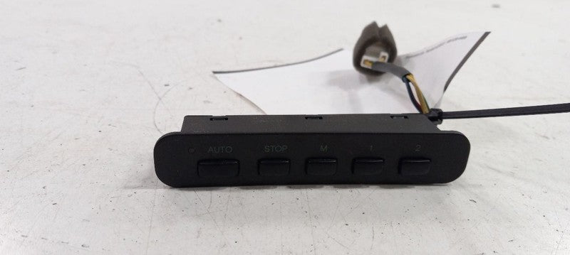 9325039000 Driver Front Door Switch Driver's Memory Fits 01 04-05 Hyundai XG350