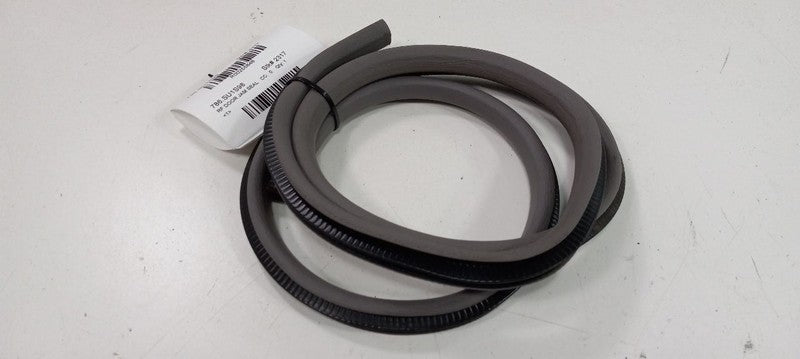 Subaru Forester On Body Door Jamb Seal Front Right Passenger 1998 1999