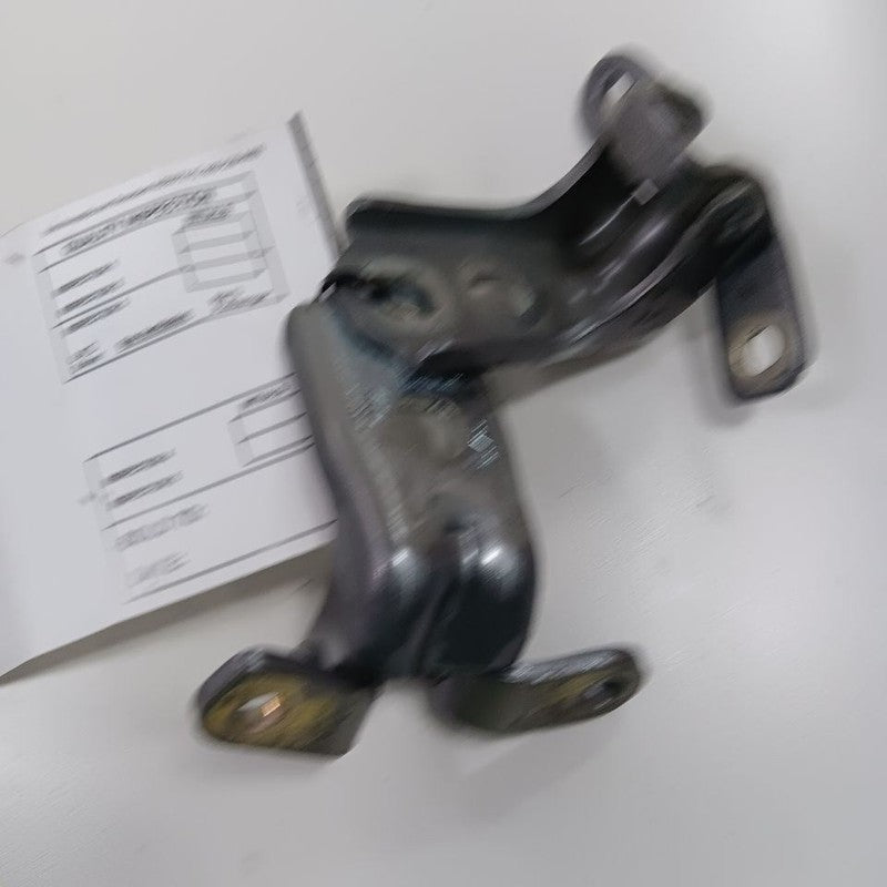 2025 GMC Acadia Door Hinge Set Right Front Passenger  OEM