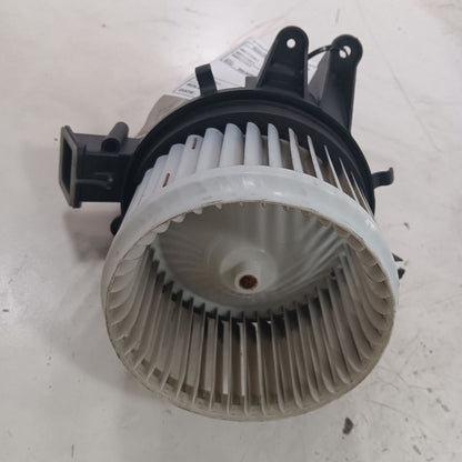 Blower Motor Fits 15-23 Jeep Renegade