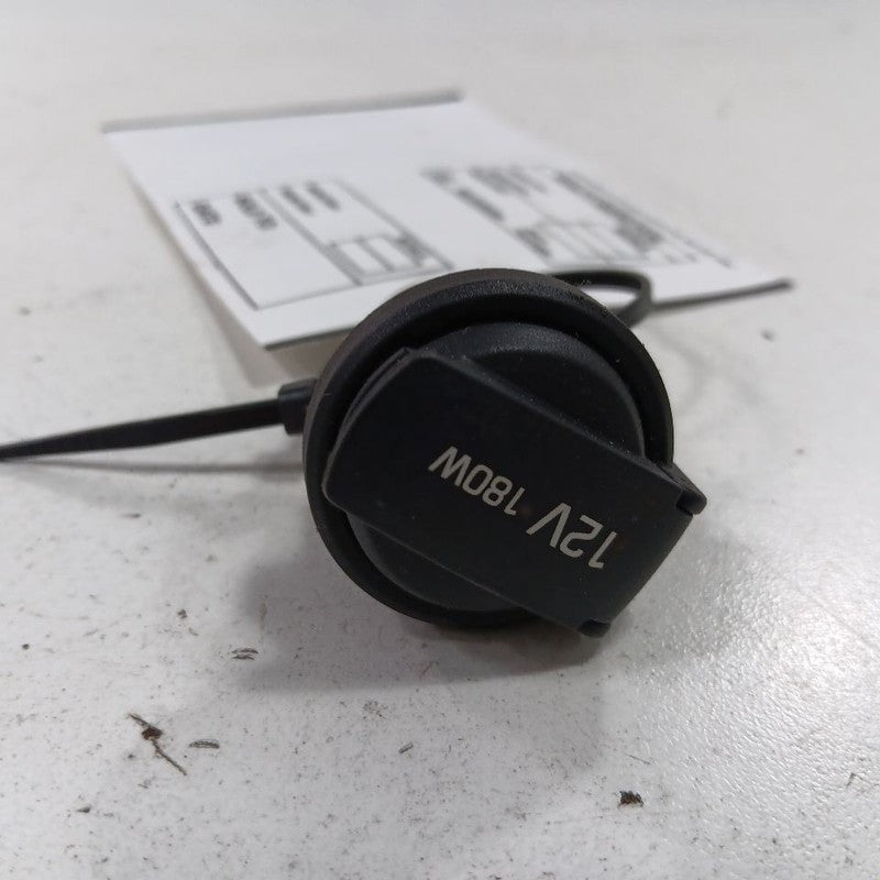 Hyundai Elantra 12V Power Port Socket  2017 2018 2019 2020 OEM