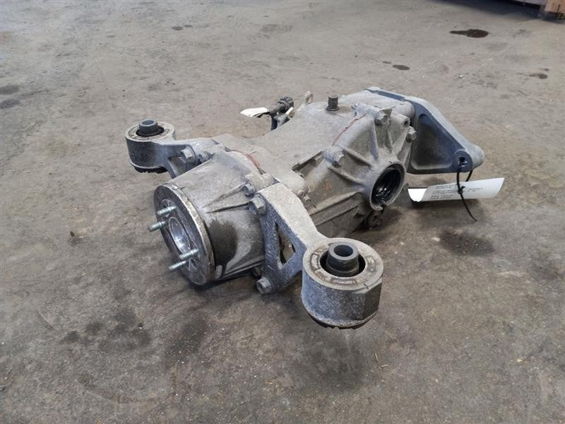 Carrier Axle Rear AWD VIN 1 5th Digit 2.24 Ratio Fits 19 RAV4 OEM