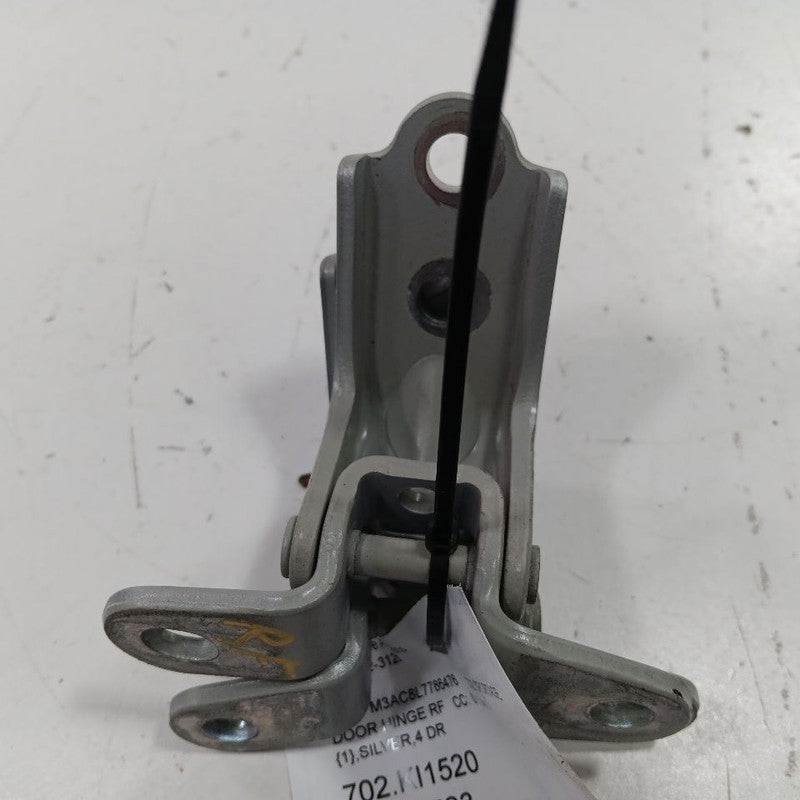 Kia Sportage Door Hinge Set Right Front Passenger  2022 2021 2020 2019 2018