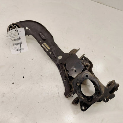 Passenger Right Rear Knuckle Trailing Hub FWD Fits 20-25 Ford Escape