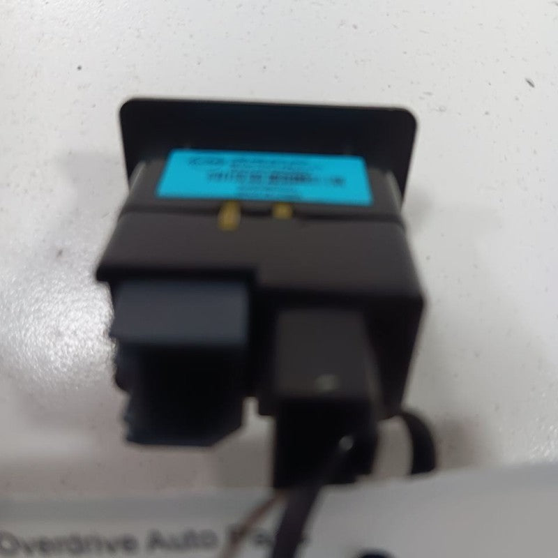 Nissan Altima USB Plug In Hub Port  2017 2016 OEM